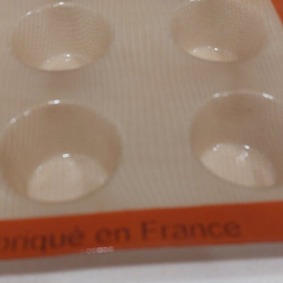 BNIB Silpat Silicone Mini Muffin Pan - Picture 4 of 8